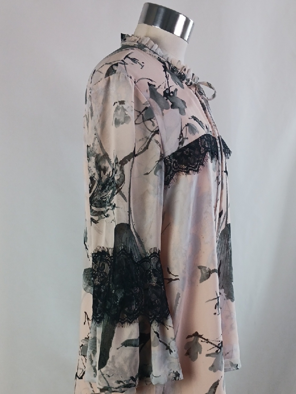 KARL LAGERFELD PINK BLACK FLORAL TUNIC TOP. - Picture 3 of 8